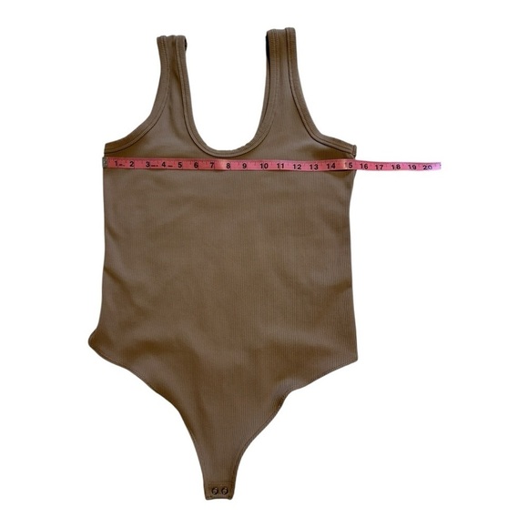 Abercrombie & Fitch Seamless Rib Fabric Tank Bodysuit - Size Large - Picture 7 of 11